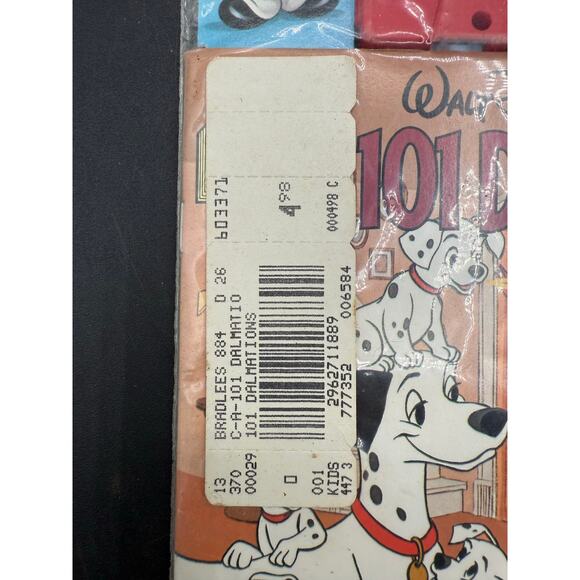 Vintage DISNEY 101 Dalmatians Book on Audio Cassette Read Along Story - Picture 4 of 8